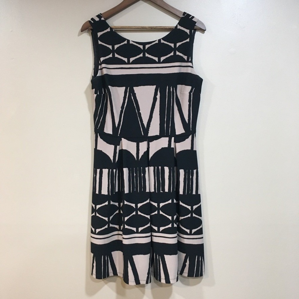 Liz Claiborne Sleeveless Fit & Flare Dress Womens 10 Black Tan Classic Cocktail